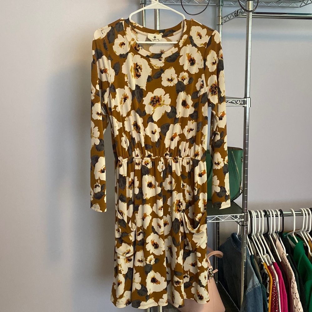 Long sleeve flower dress